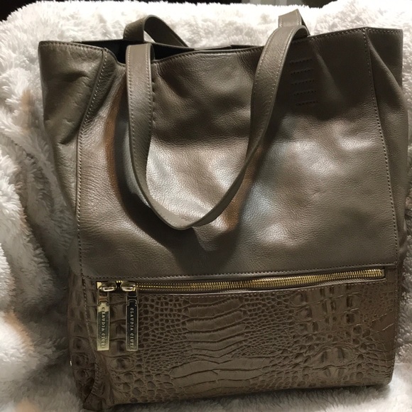 CLAUDIA CIUTI Handbags - CLAUDIA CIUTI LEATHER TOTE